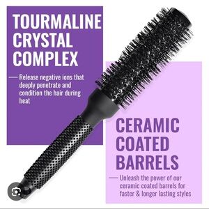 Ergo er33    Ceramic Hair Brush new in box